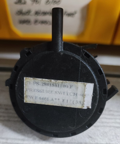 PRESSURE SWITCH 4P - 003-*PS-2801861100